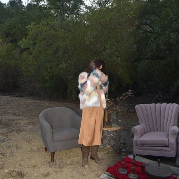 Daphnea Paris Multi Colored Faux Fur Jacket-L - Picture 8 of 8